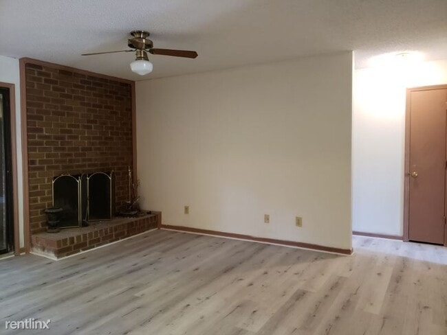 Building Photo - 2 br, 2 bath Condo - 11062 Harrowfield Rd