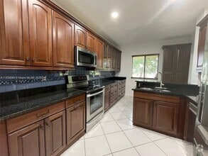 Building Photo - 16387 Malibu Dr