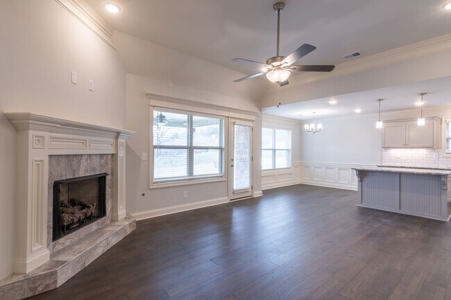 Foto del edificio - 254 Hutch Ct