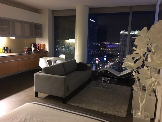 Foto del edificio - 3722 Las Vegas Blvd S