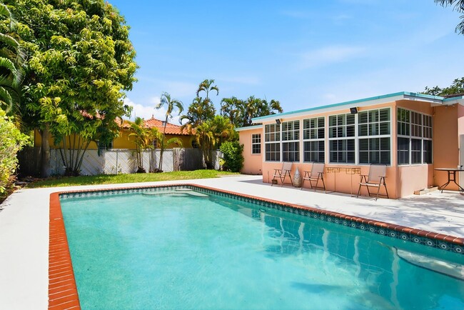 Photo - 205 Rutland Blvd (West Palm Beach, FL) House