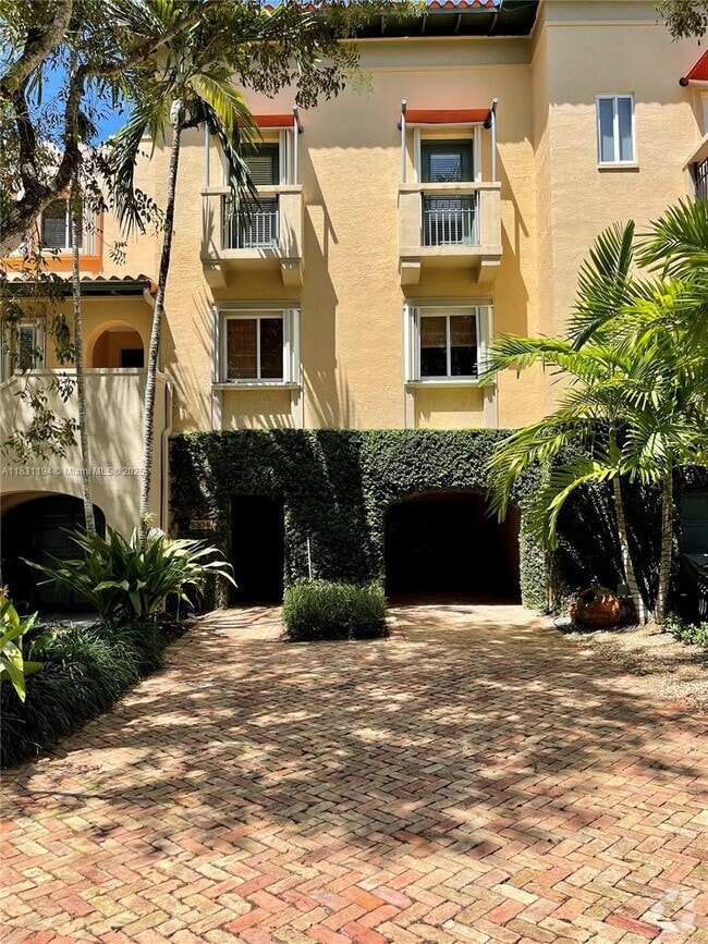 Building Photo - 6204 Paradise Point Dr