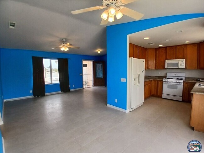 Foto del edificio - 2377 Sand Knoll Ave