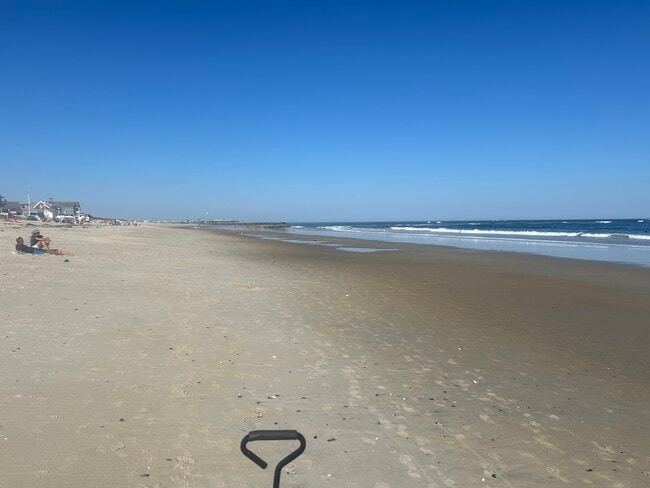 Building Photo - 147 Franklin St