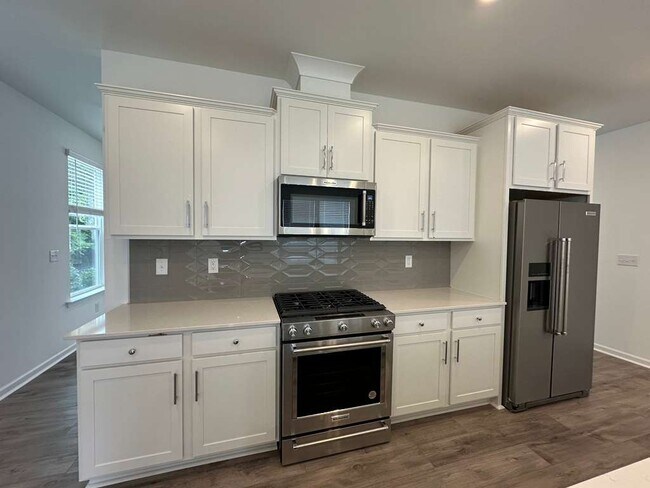 Building Photo - 5016 Rill Ct