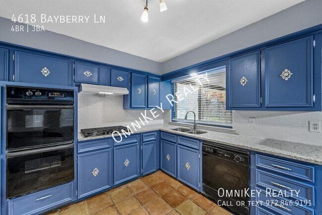 Foto del edificio - 4618 Bayberry Ln