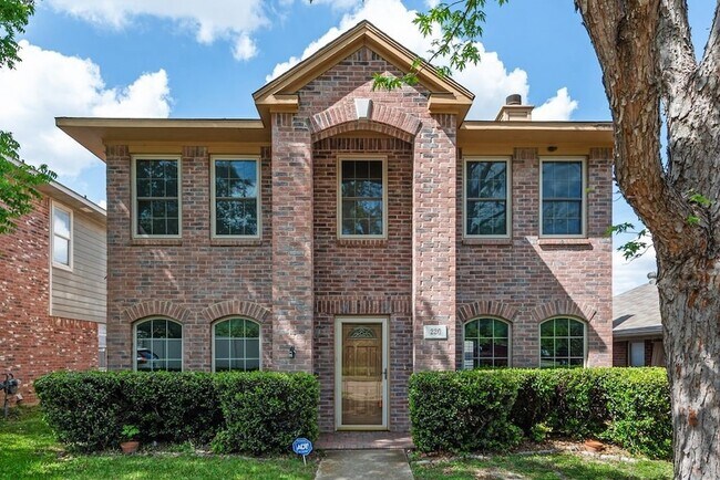 Foto del edificio - 220 High Pointe Ln