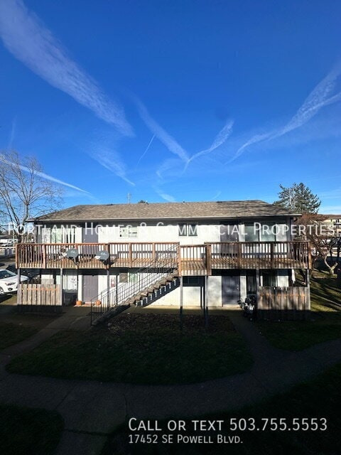 Building Photo - 17452 SE Powell Blvd