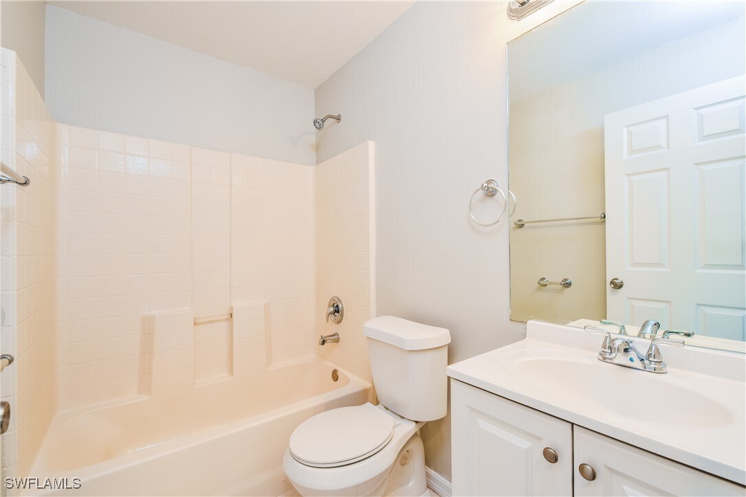 Foto del edificio - 2716 SW 11th Ct