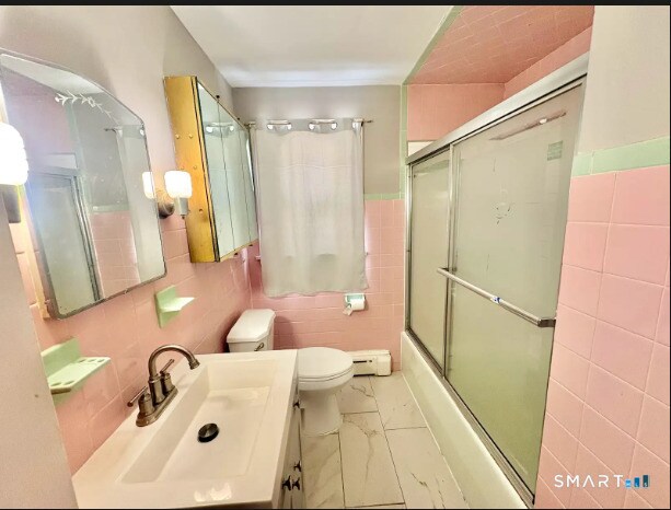 Foto del edificio - 48 Gates Ave