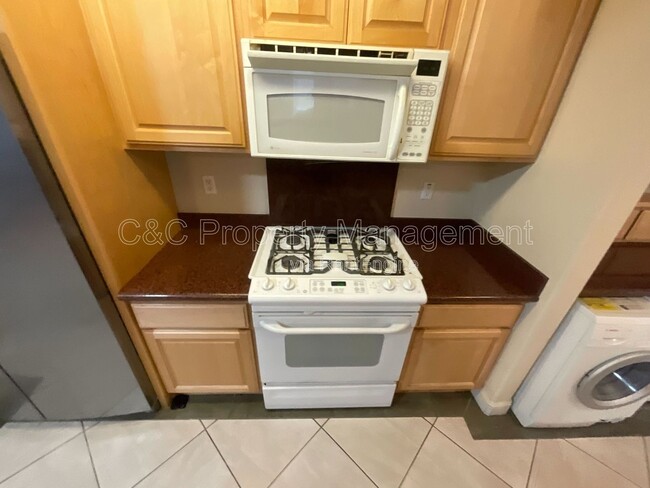 Foto del edificio - 1421 N First St