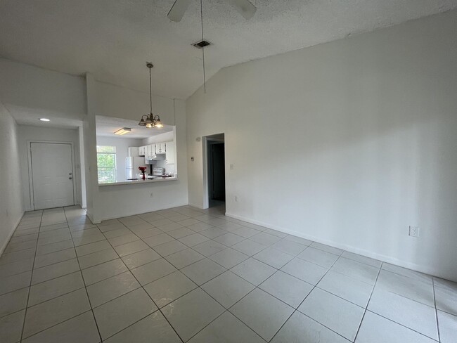 Building Photo - 8002 SW 21st Ct