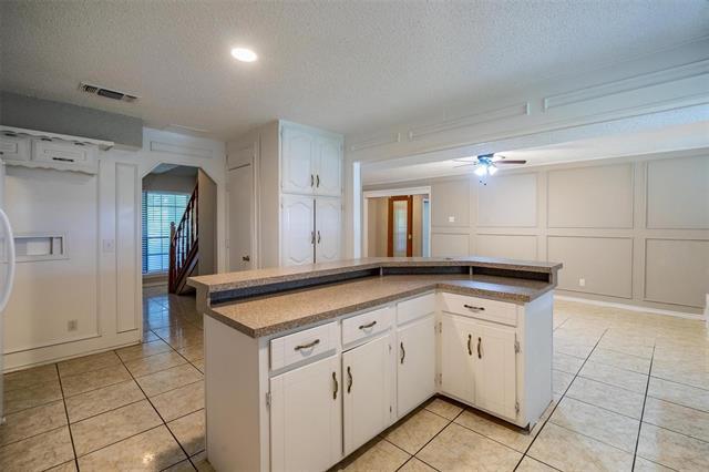 Foto del edificio - 4212 Village Green Dr