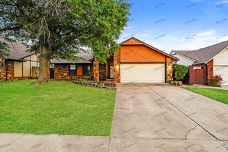 Building Photo - 2905 W Galveston Pl