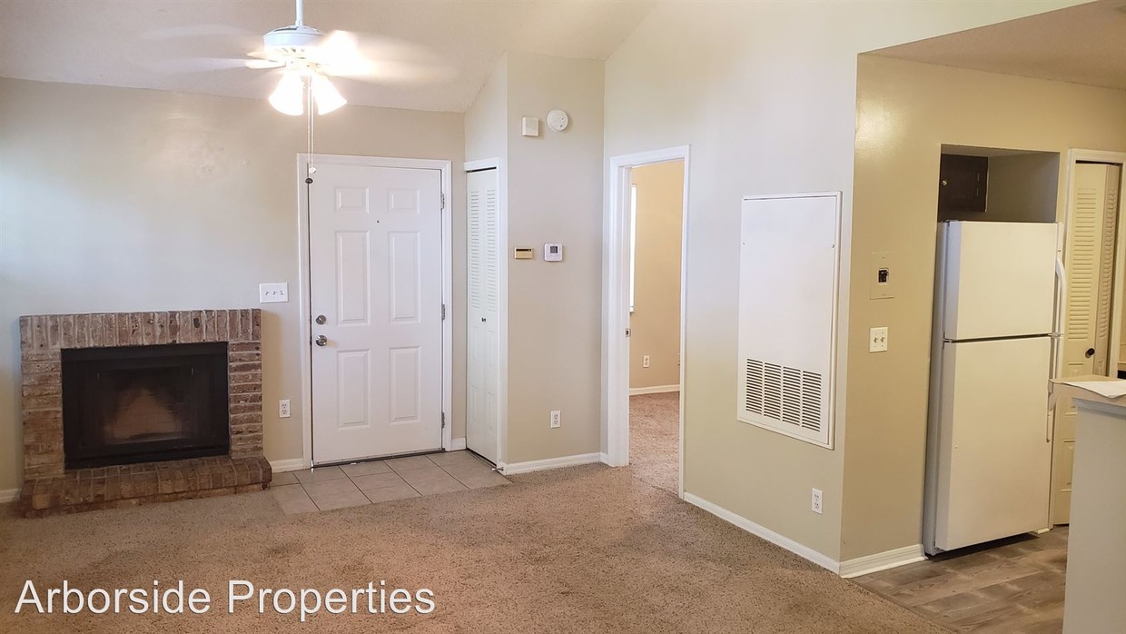 Foto principal - 963 Helmsley Ct