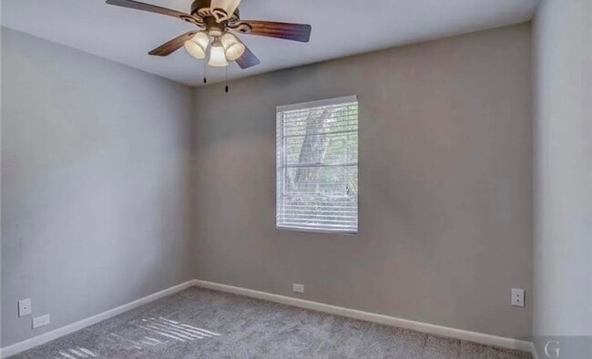 Building Photo - Spacious 3 Bedroom, 2 Bath Home – Move-In ...