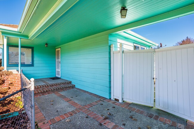 Foto del edificio - 1910 NE Cramer St