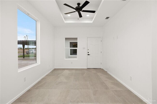 Foto del edificio - 2809 S Links Dr