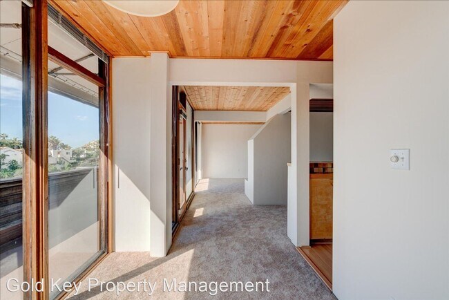 Foto del edificio - 2 br, 1.5 bath House - 3222 Horton Avenue