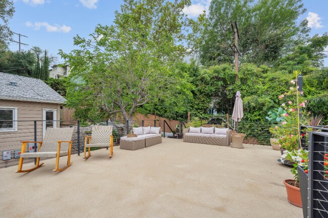 Foto del edificio - 2494 Loy Ln