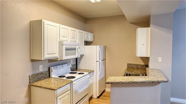 Building Photo - 5130 S Jones Blvd