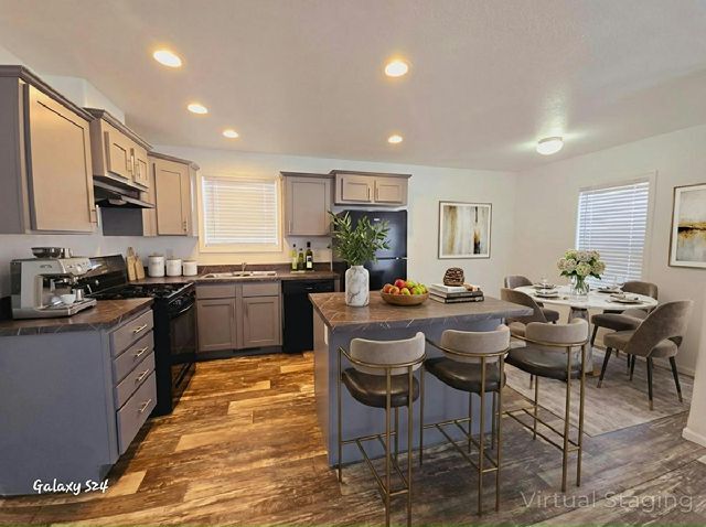 Foto del edificio - 825 N Lamb Blvd