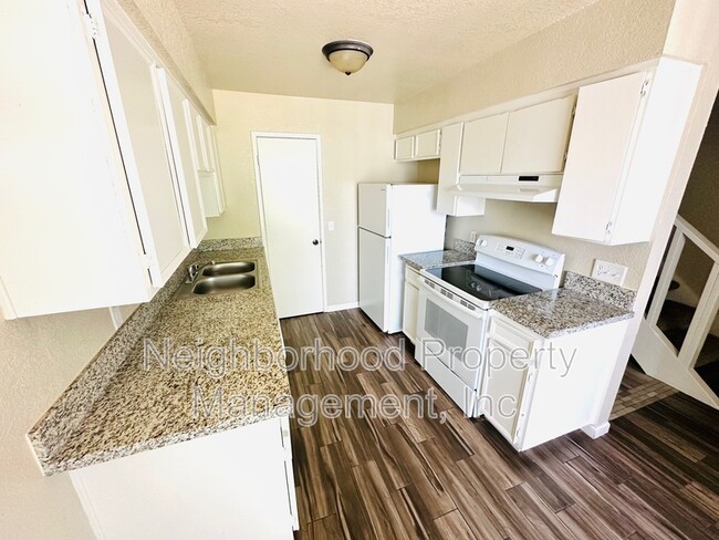 Building Photo - 699-703 Music Avenue - 703-109