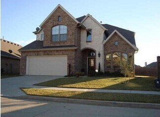 Building Photo - 808 Lake Forest Trl