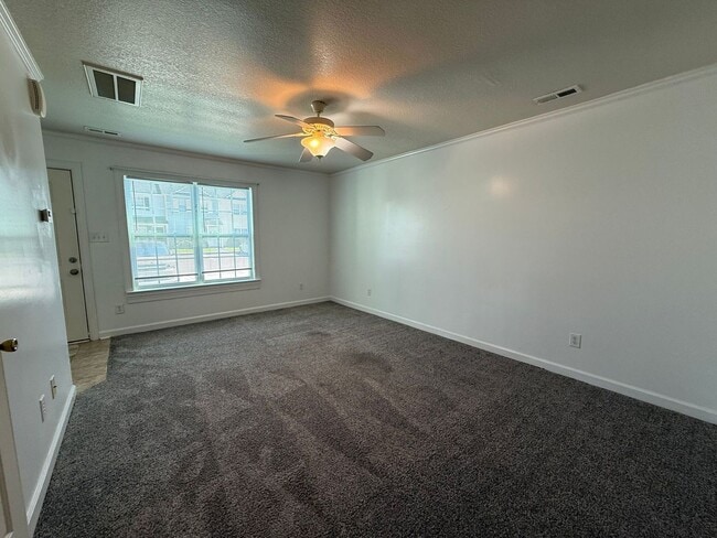Building Photo - 109 Bridgewood Dr