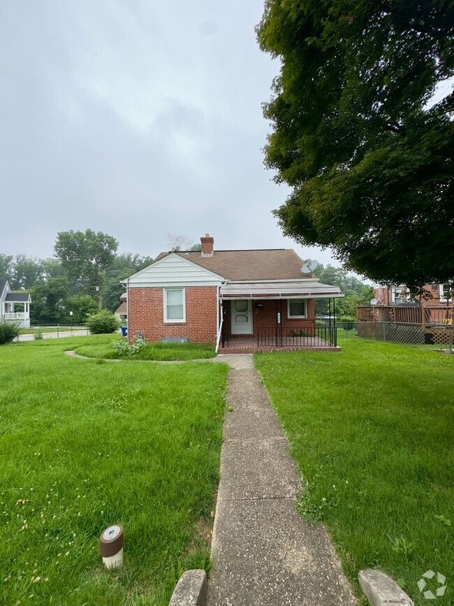 Building Photo - 4800 Gilray Dr