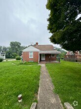 Building Photo - 4800 Gilray Dr