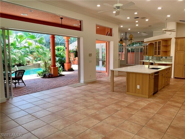 Foto del edificio - 25094 Pinewater Cove Ln