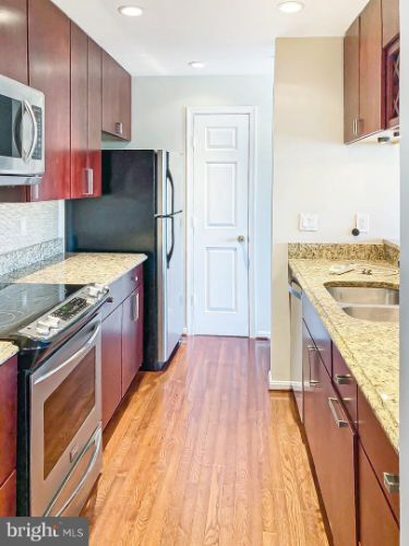 Building Photo - 2602 Squaw Valley Ct