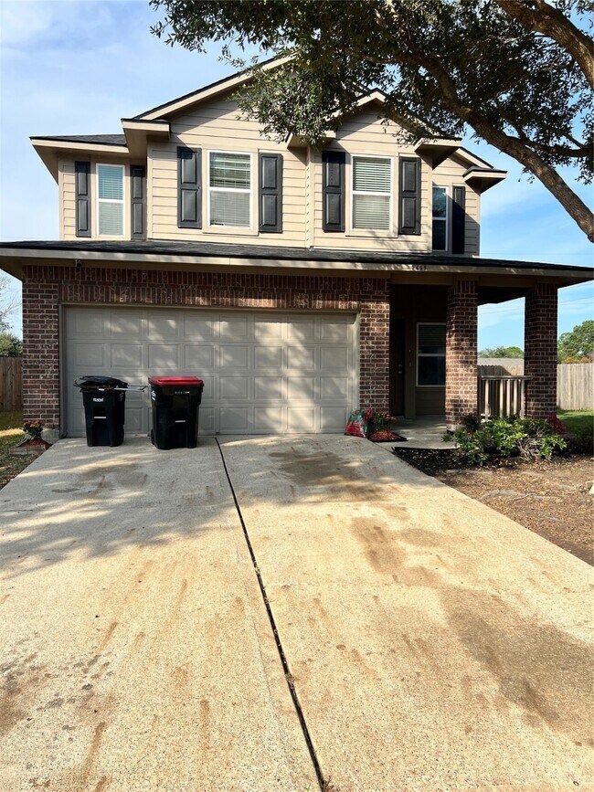 Building Photo - 7459 Tonsley Springs Dr