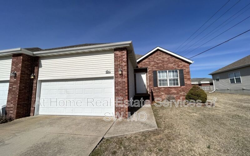 307 Excalibur Ct, Willard, MO 65781 Condo for Rent in Willard, MO