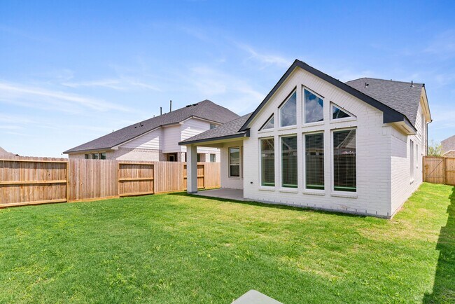 Building Photo - 203 Shining Succulent Dr