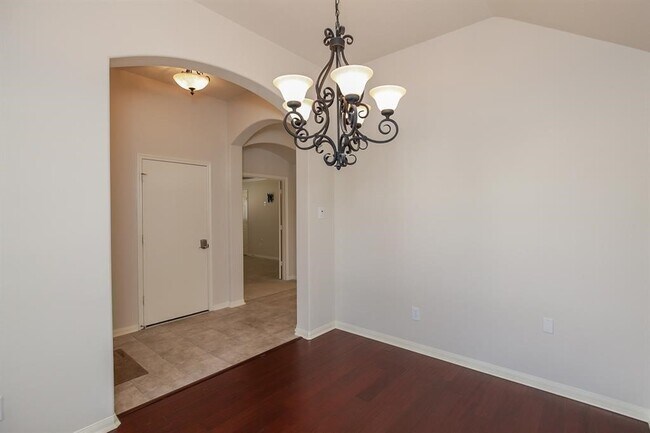Building Photo - 11414 Ryan Manor Dr