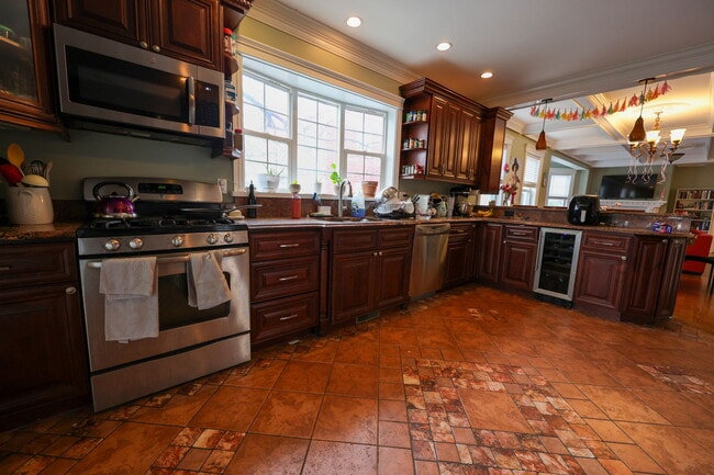 Foto del edificio - 127 Nonantum St