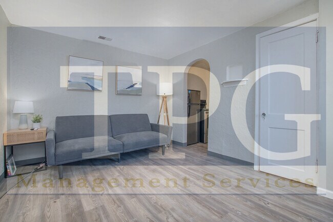 Foto del edificio - 3407 NE Monterey Ave