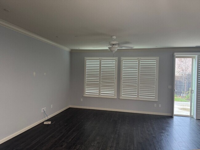 Foto del edificio - Home for Rent in Roseville CA