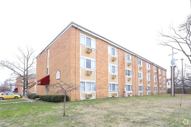 Saluki Apartments Apartments - Carbondale, IL | Apartments.com