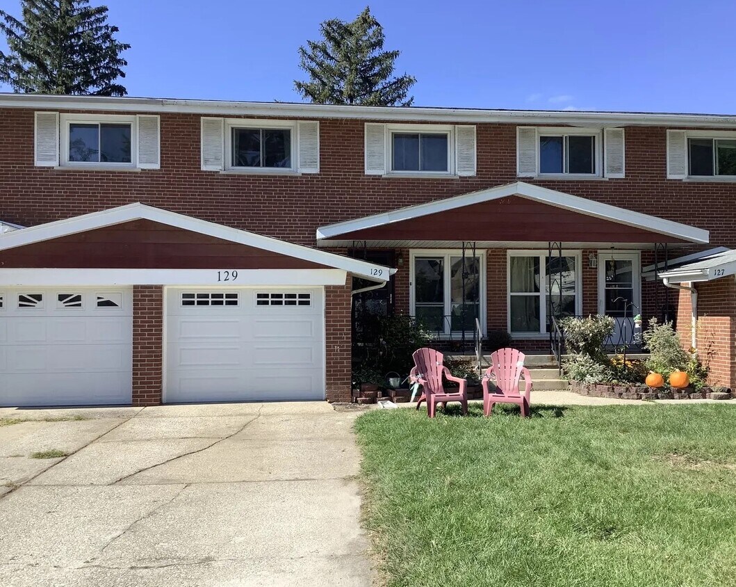 129 S Cooper Rd, New Lenox, IL 60451 Townhome Rentals in New Lenox IL