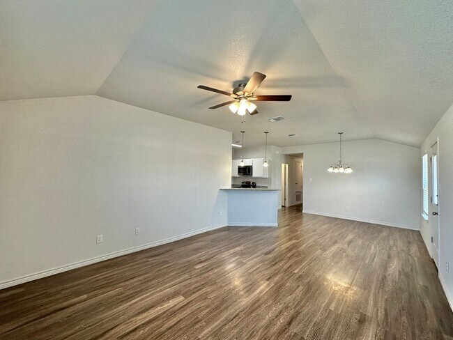 Foto del edificio - 1837 Clovis Dr