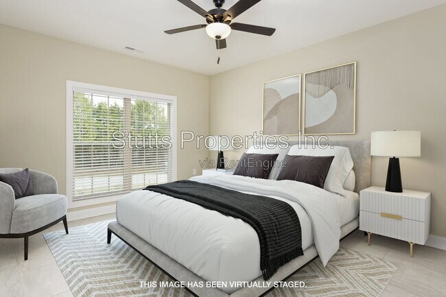 Foto del edificio - 216 Bentbrook Pl