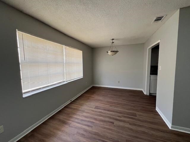 Foto del edificio - 411 W 5th Ave