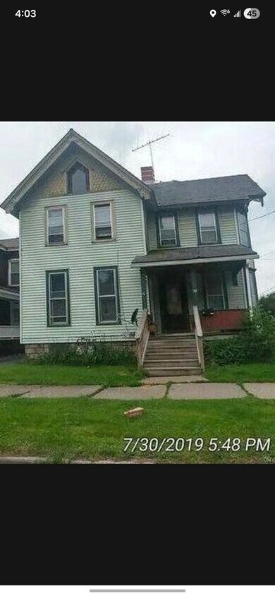 Primary Photo - 50 Charles St