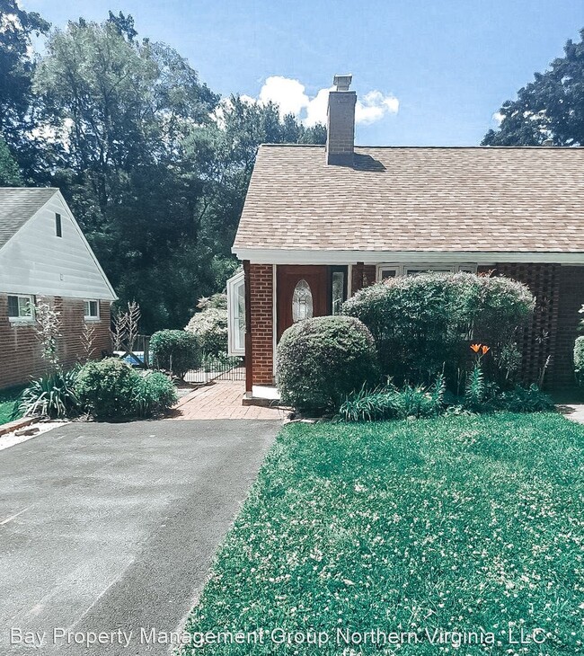 Foto del edificio - 4 br, 2 bath House - 35 S Edison St