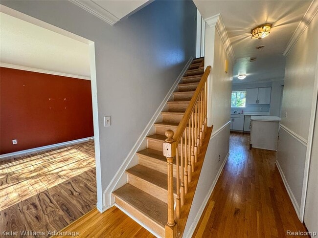 Building Photo - 2867 Woodmont Dr W