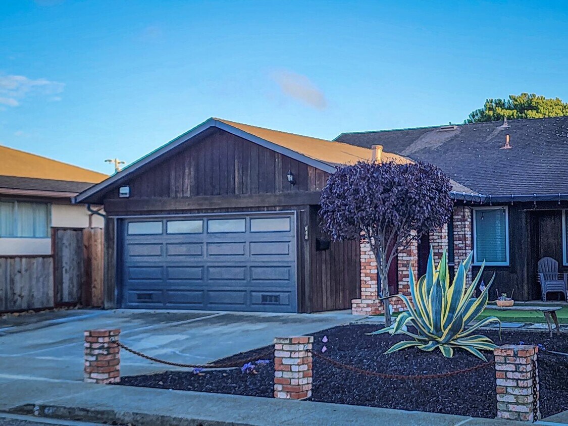 636 Spruce St, Half Moon Bay, CA 94019 House Rental in Half Moon Bay