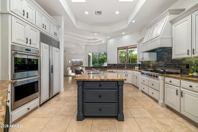 Building Photo - 6487 E Malcomb Dr